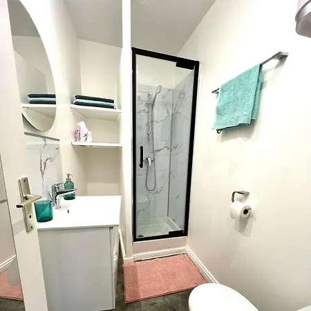 Victoria, Wifi, Terrasse, Patio, Tv, Centre Historique, Charme Apartment *